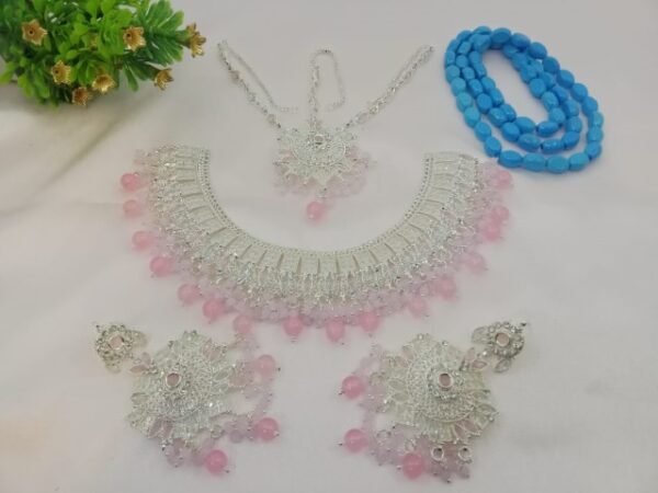 Bridal Necklace with Mattha Patti 1